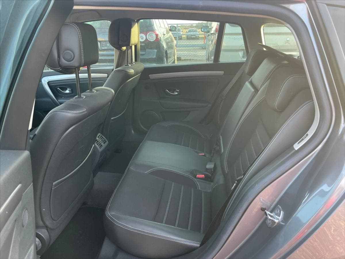 2013 Renault Laguna - 9