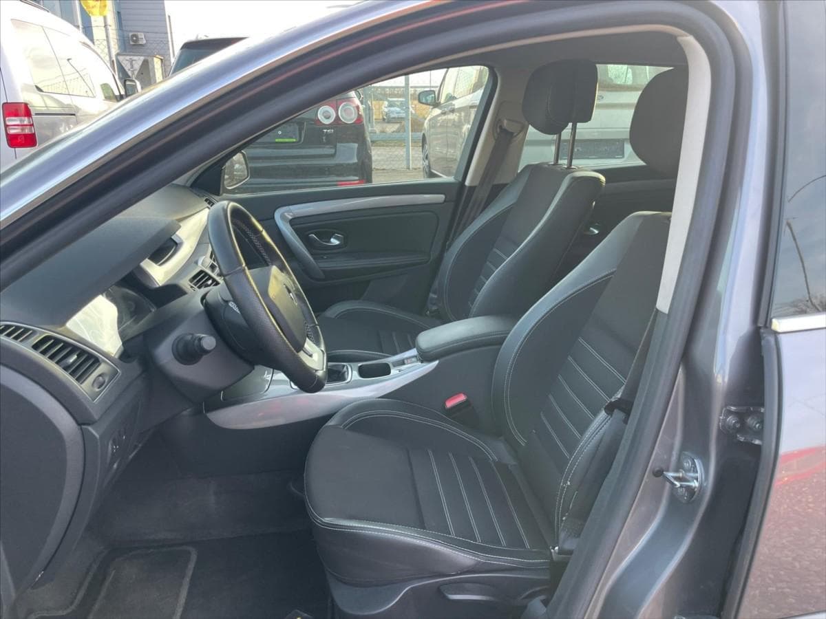 2013 Renault Laguna - 8