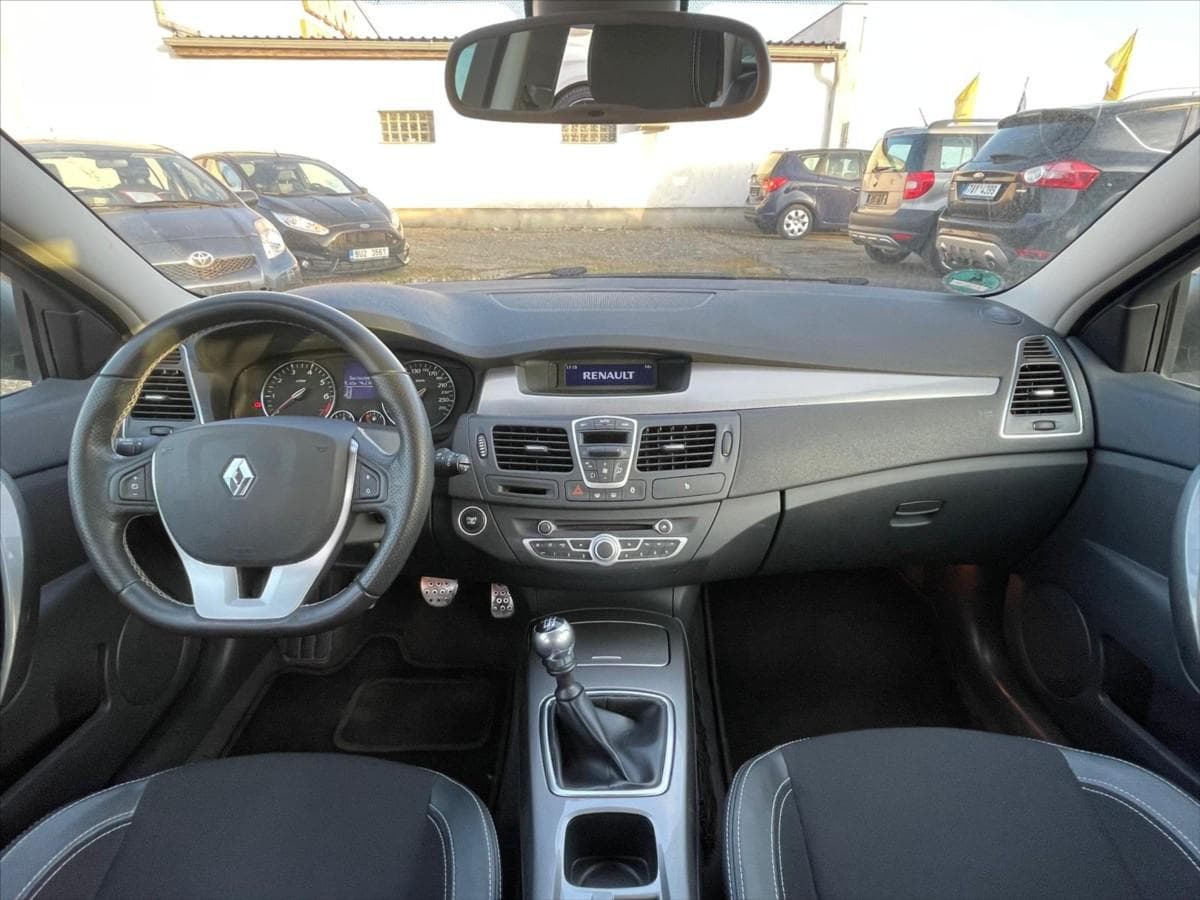 2013 Renault Laguna - 7