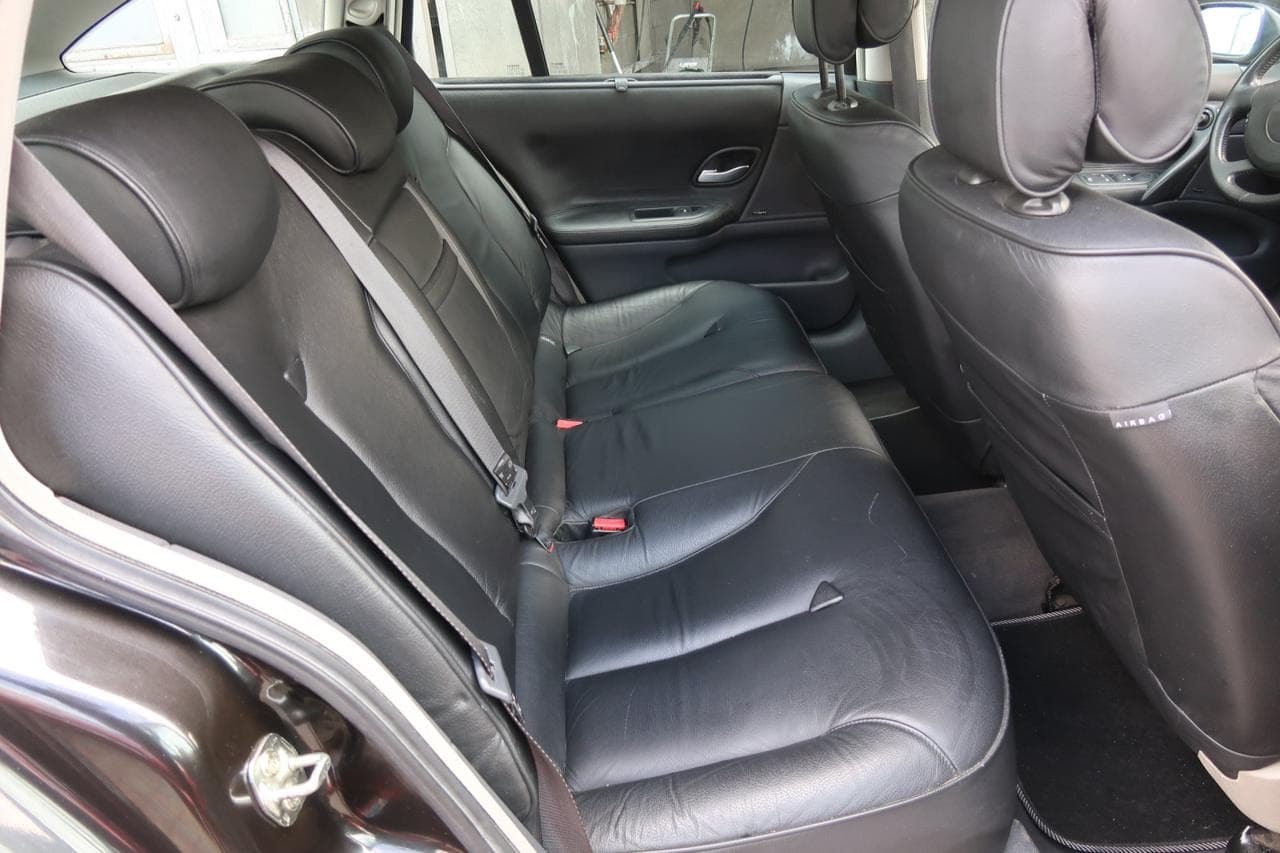 2004 Renault LAGUNA - 13