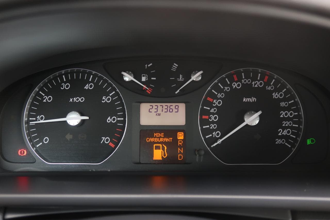 2004 Renault LAGUNA - 17