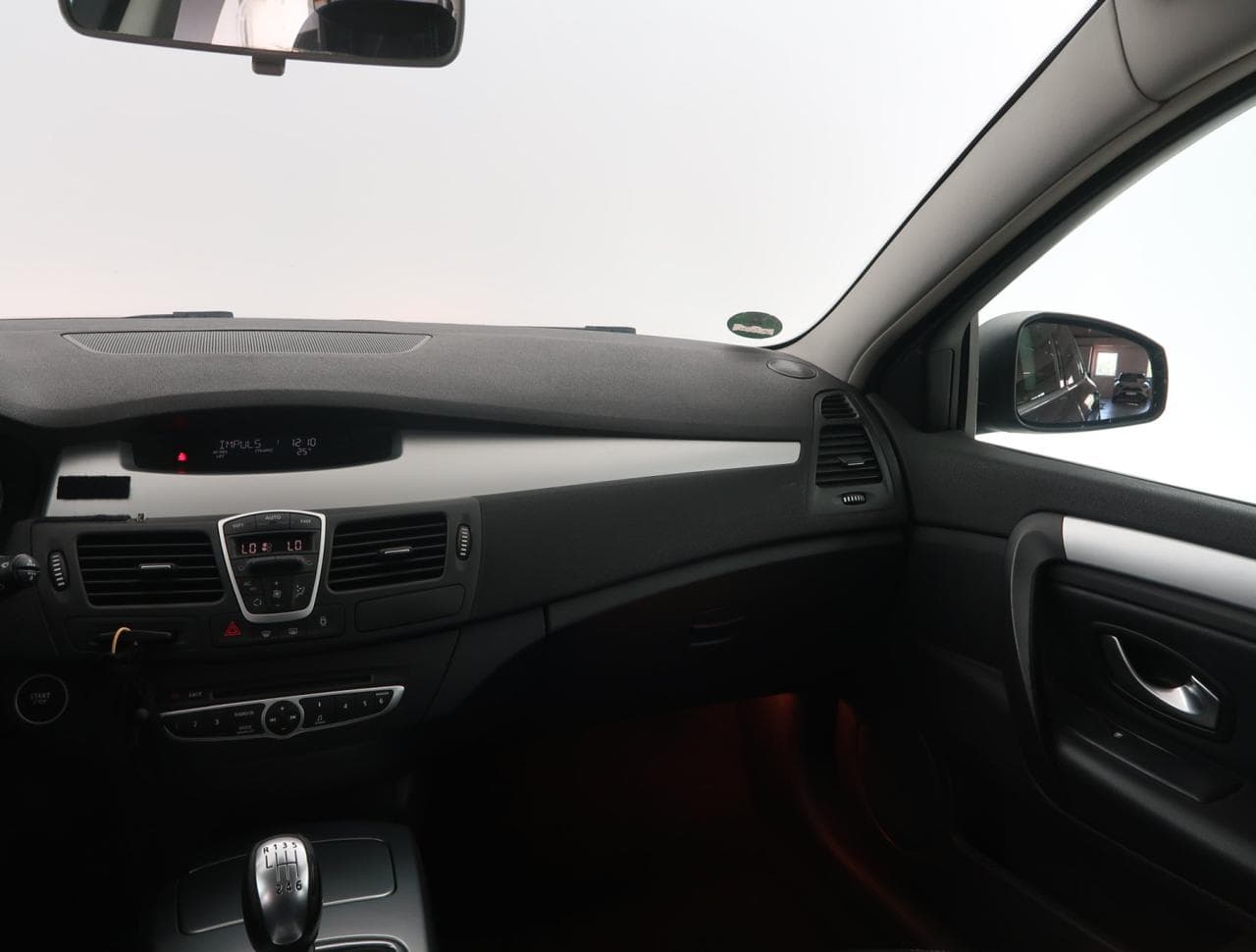2008 Renault LAGUNA - 11