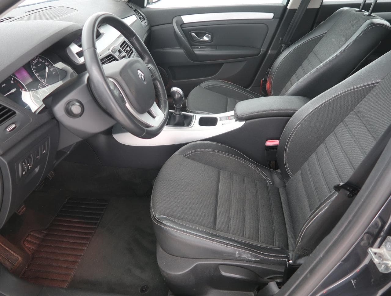 2008 Renault LAGUNA - 16