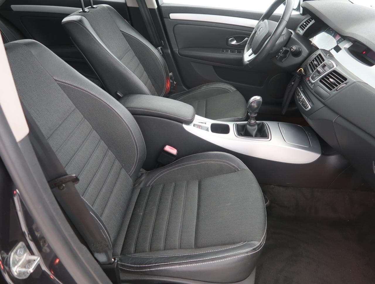 2008 Renault LAGUNA - 12