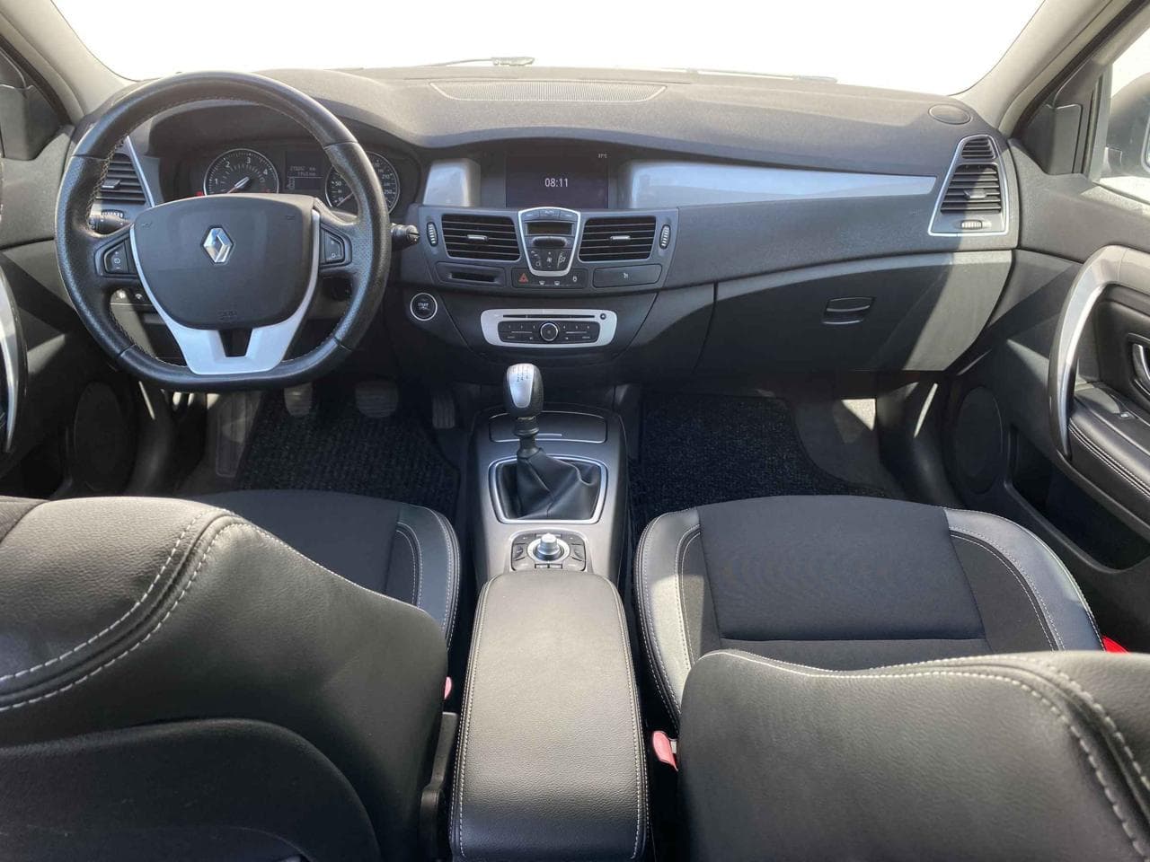 2015 Renault LAGUNA - 15