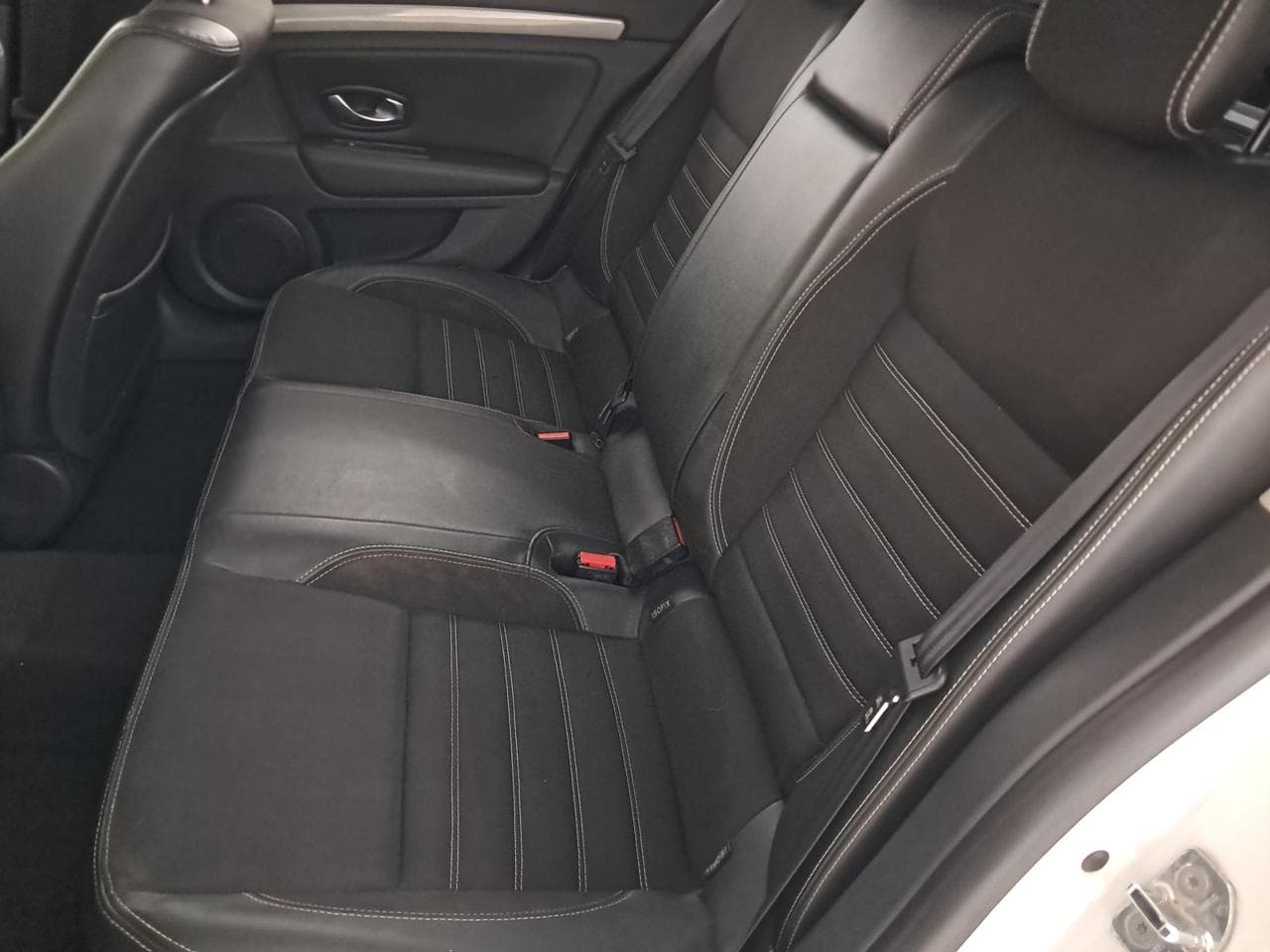 2012 Renault LAGUNA - 29