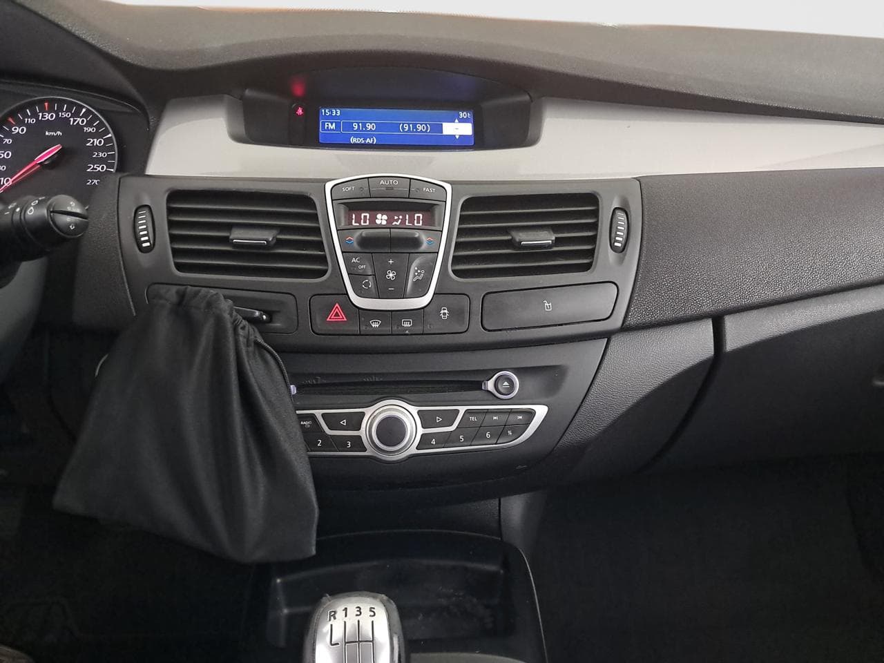 2012 Renault LAGUNA - 35