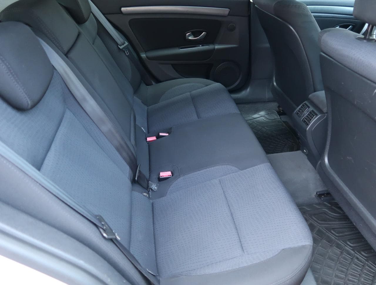 2009 Renault LAGUNA - 23