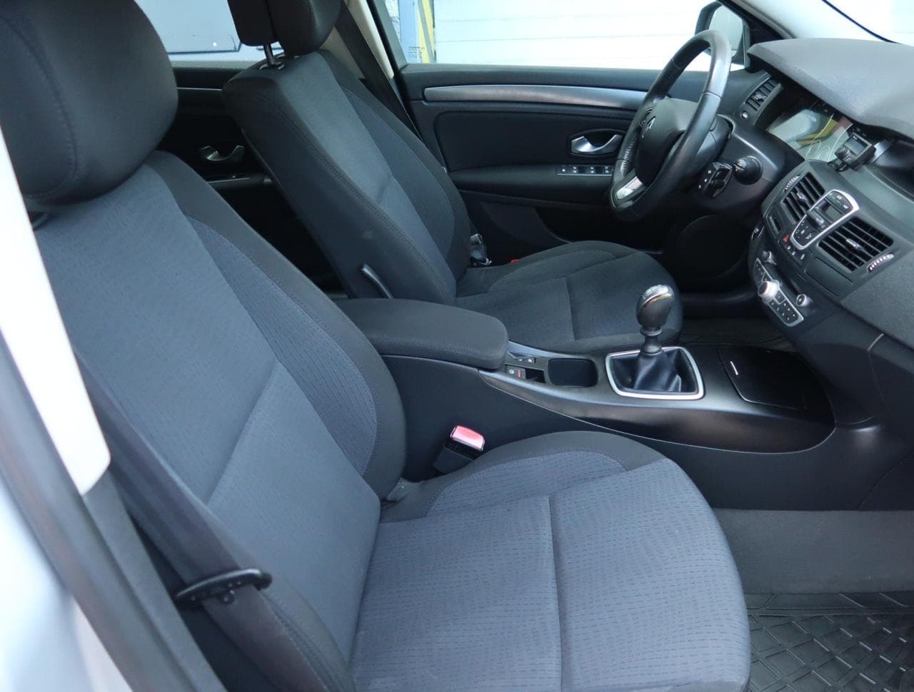 2009 Renault LAGUNA - 21