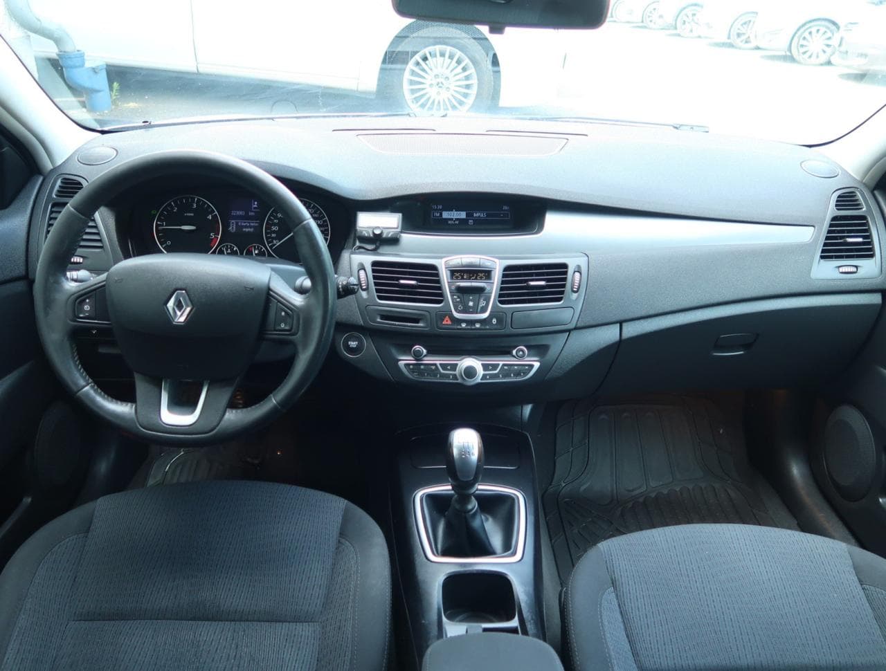 2009 Renault LAGUNA - 18
