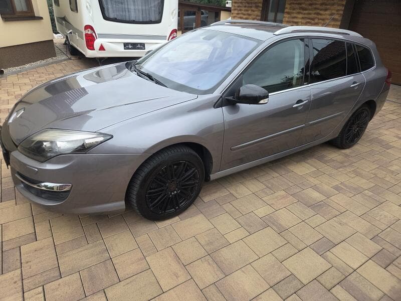 2011 Renault LAGUNA - 2