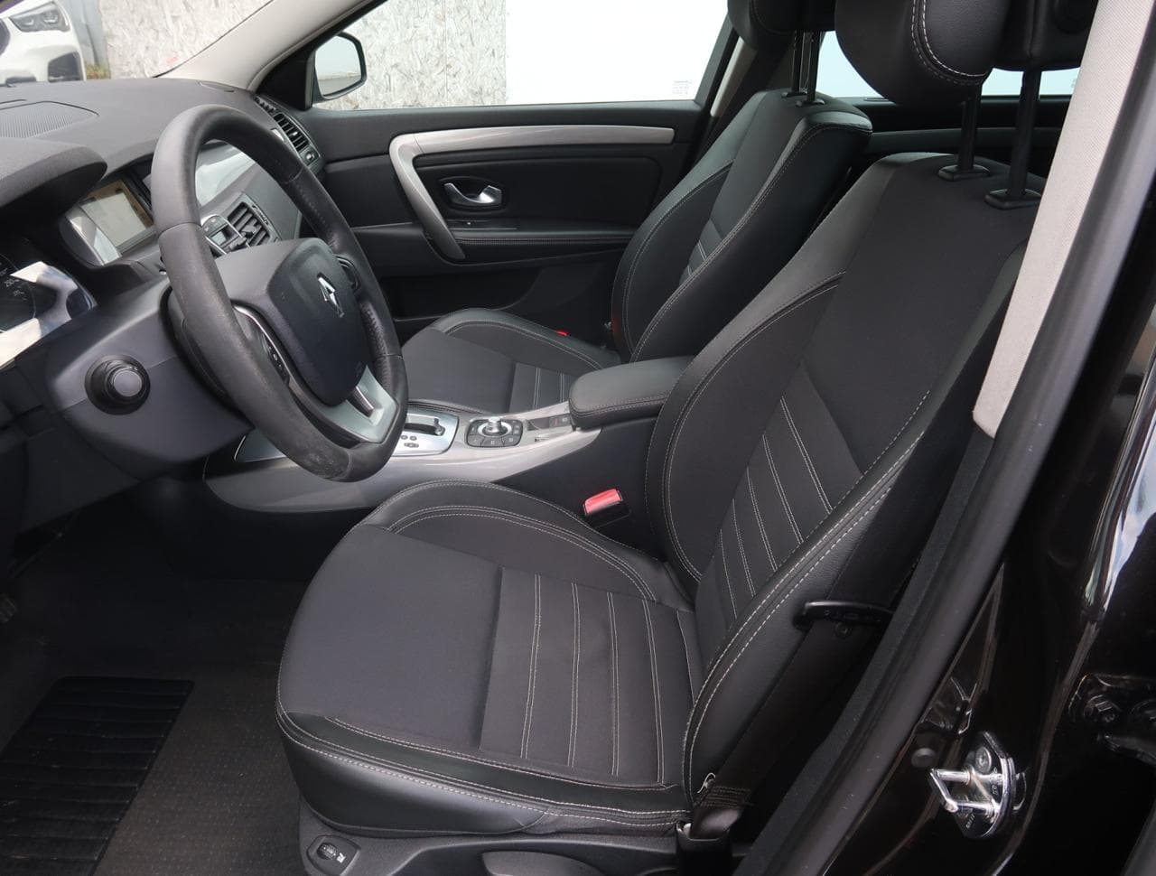2012 Renault LAGUNA - 16