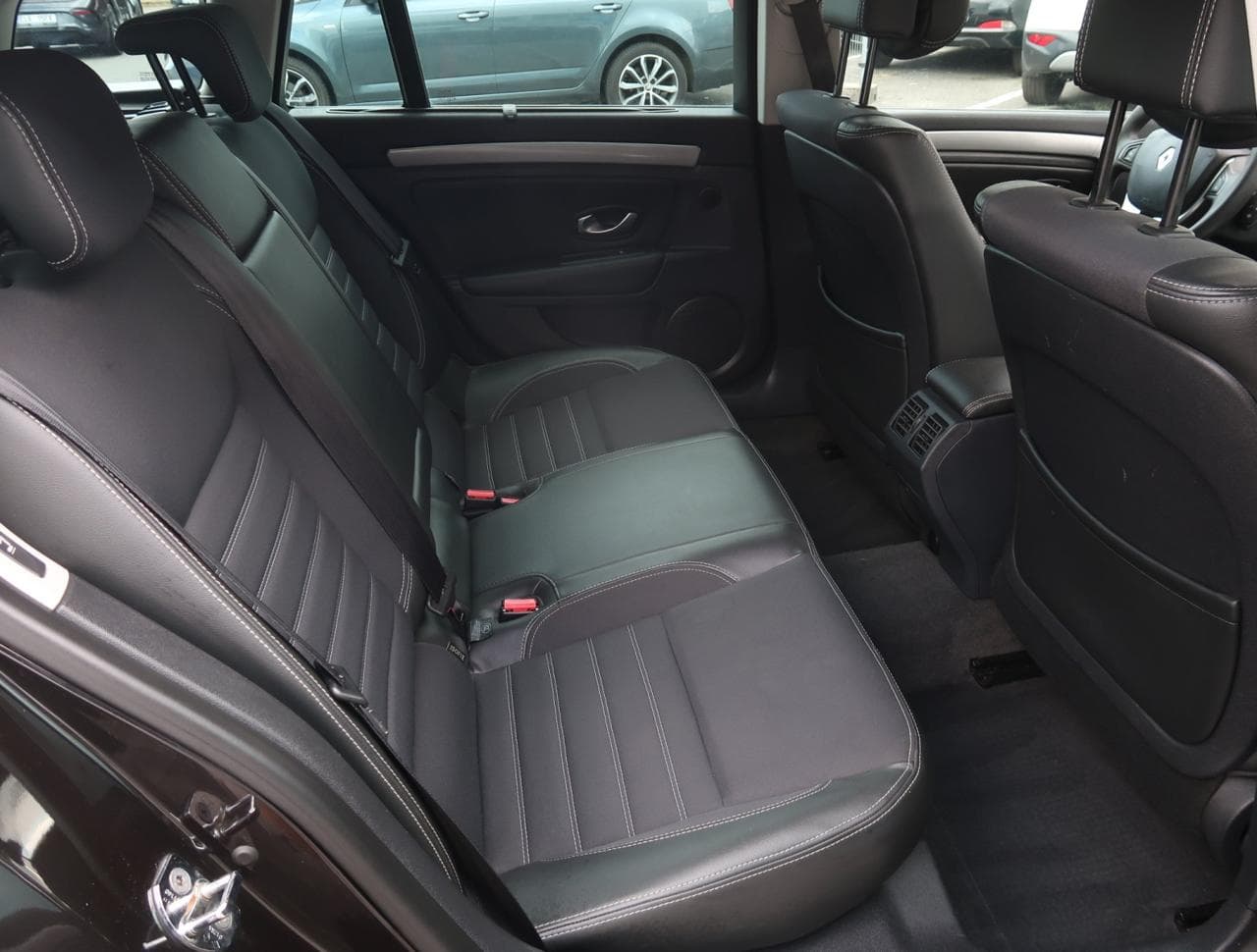 2012 Renault LAGUNA - 13