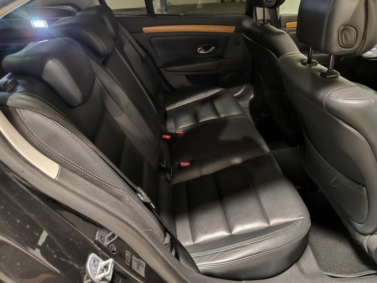 2008 Renault Laguna - 11