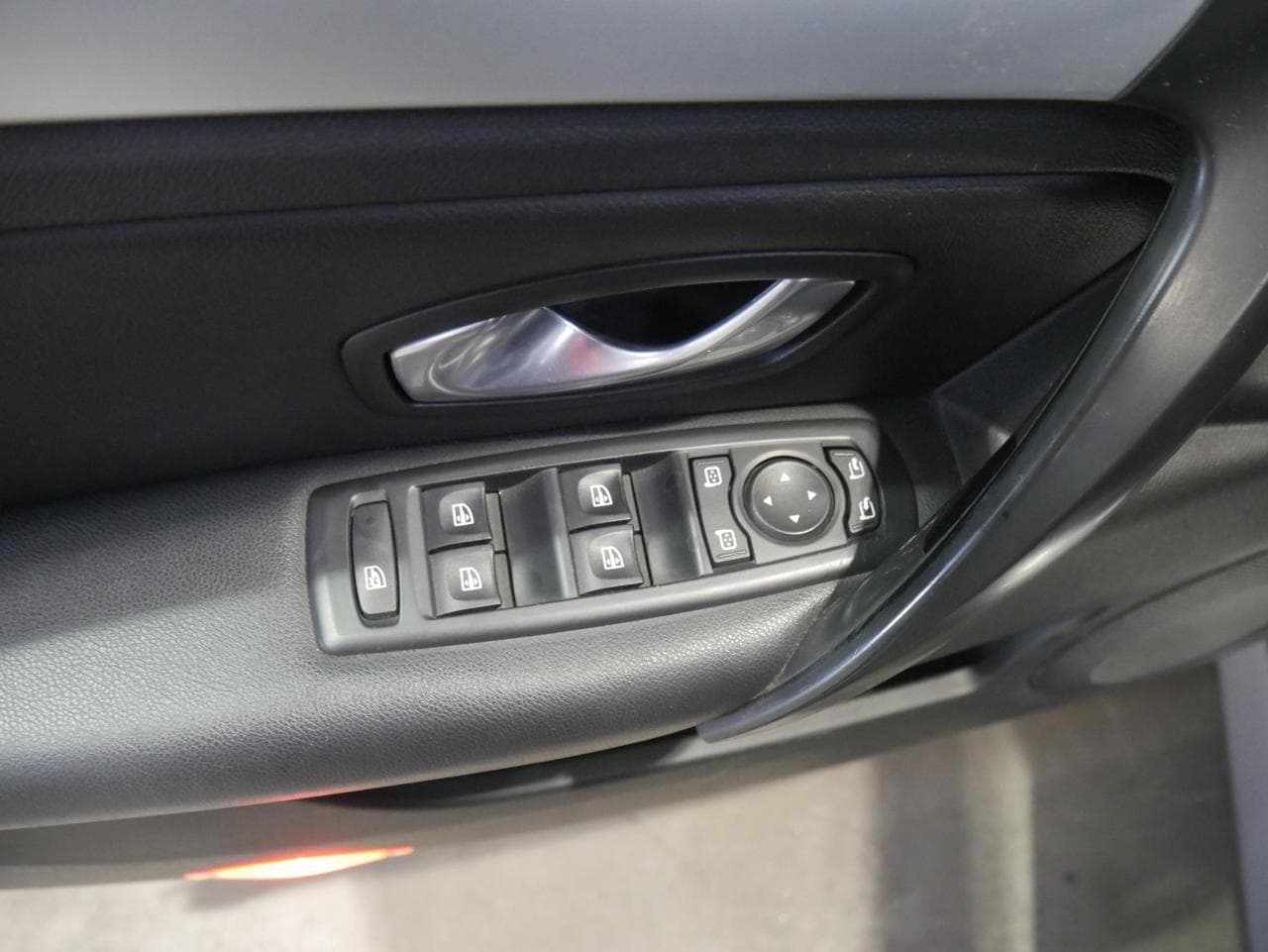 2008 Renault LAGUNA - 11