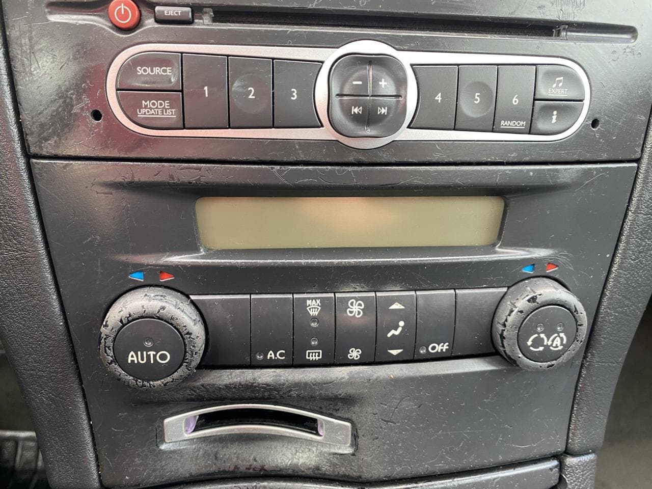 2005 Renault LAGUNA - 18