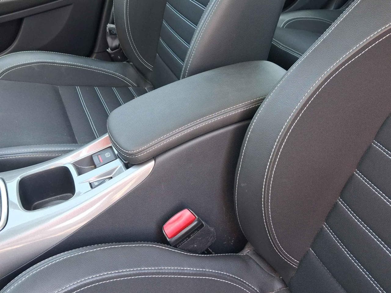 2013 Renault LAGUNA - 30