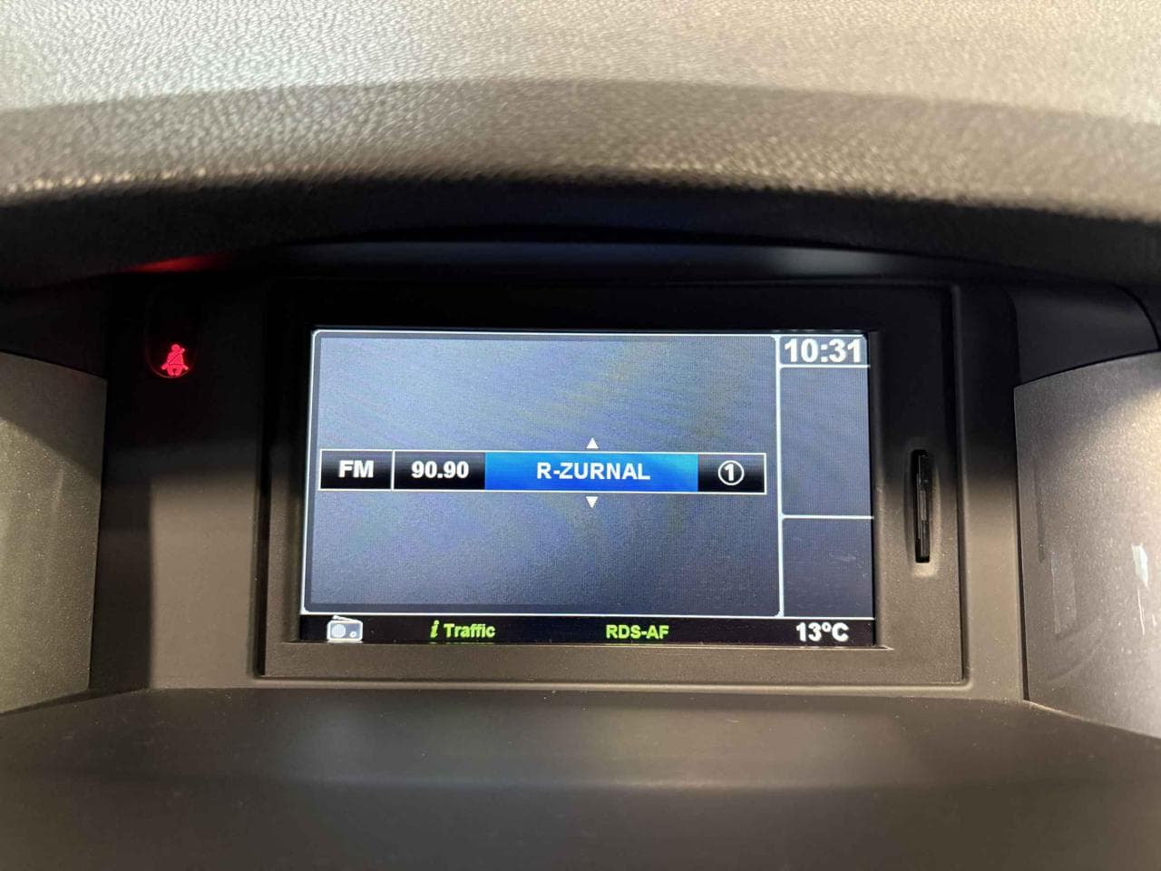 2011 Renault LAGUNA - 13