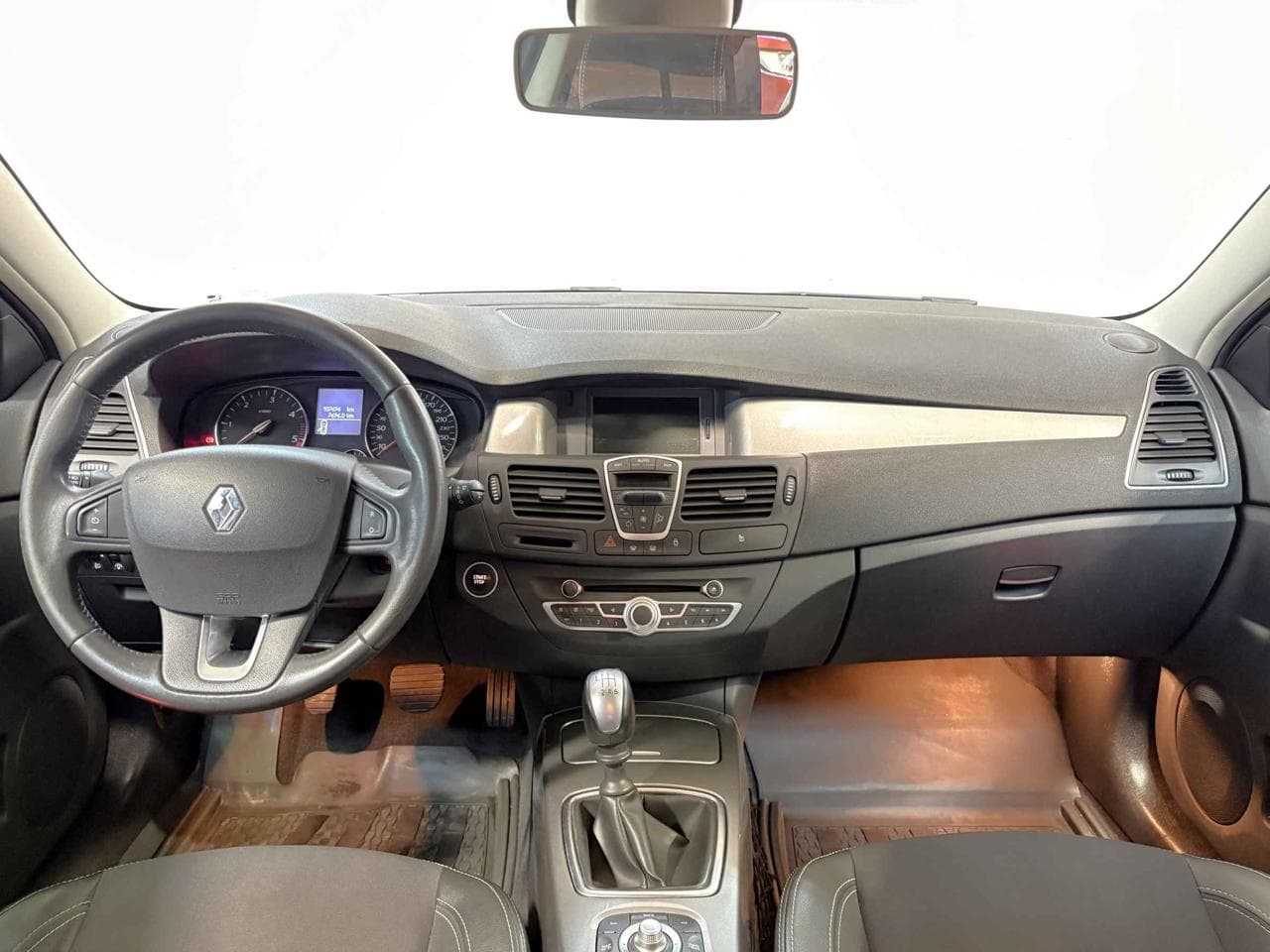 2011 Renault LAGUNA - 8