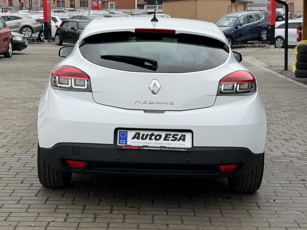 2010 Renault MEGANE - 5