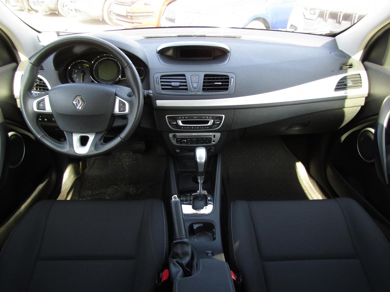 2012 Renault Megane - 8