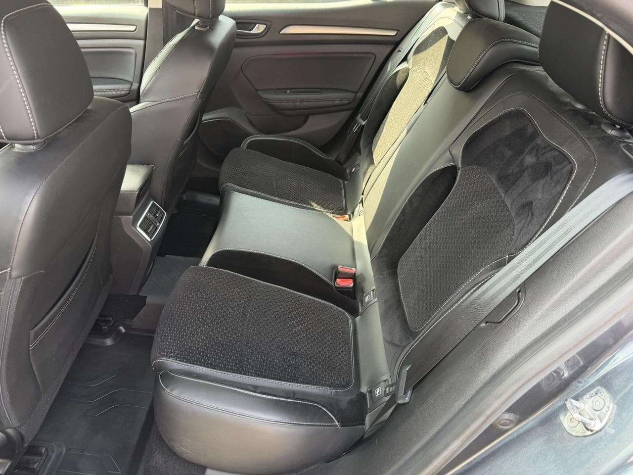 2018 Renault MEGANE - 10