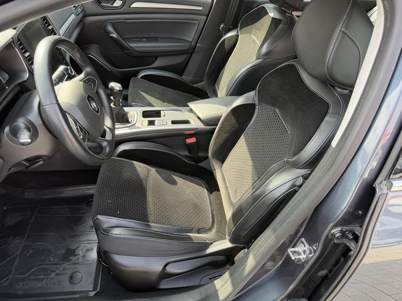 2018 Renault MEGANE - 9