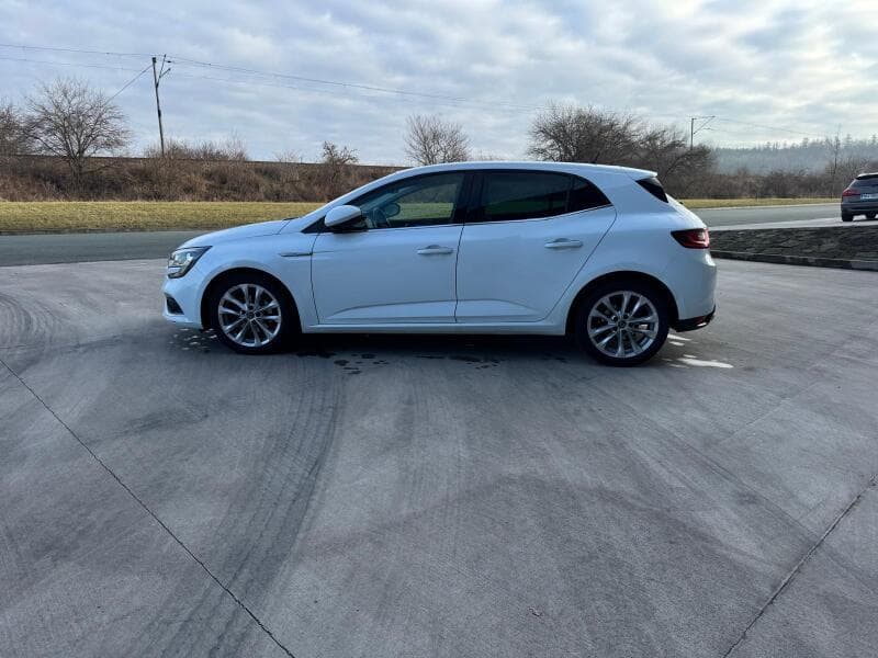 2019 Renault Megane - 4