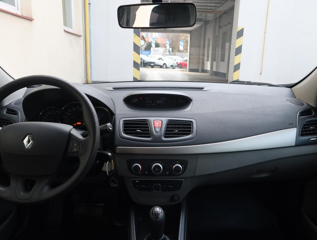 2011 Renault Megane - 10