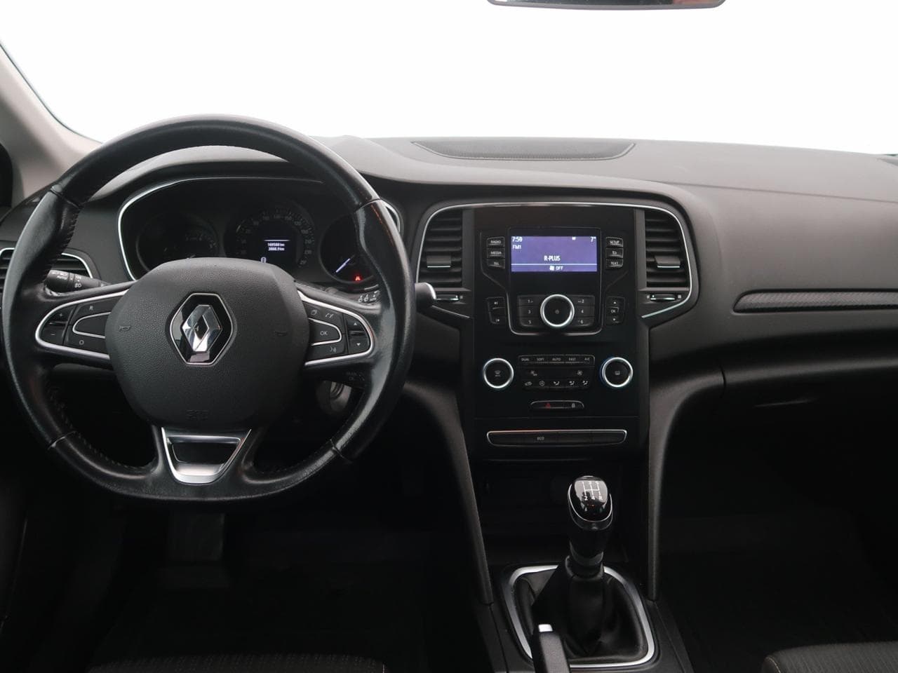 2017 Renault MEGANE - 10
