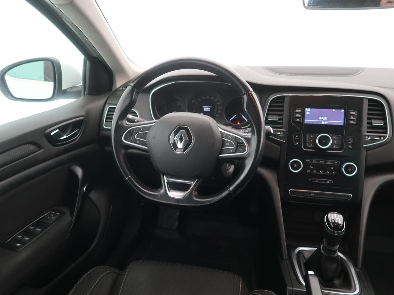 2017 Renault MEGANE - 9