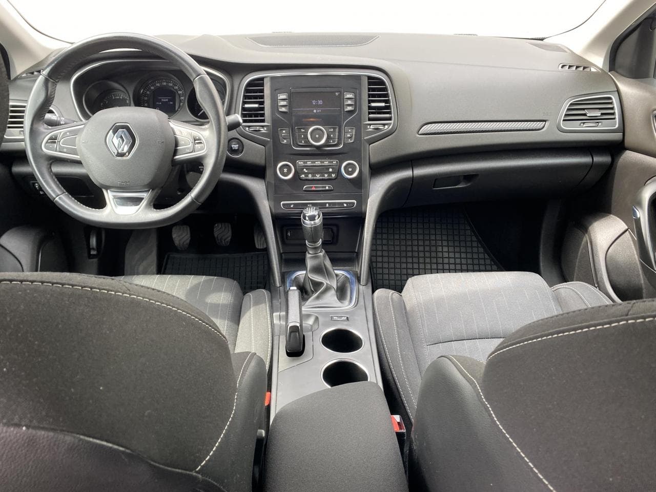 2018 Renault MEGANE - 13