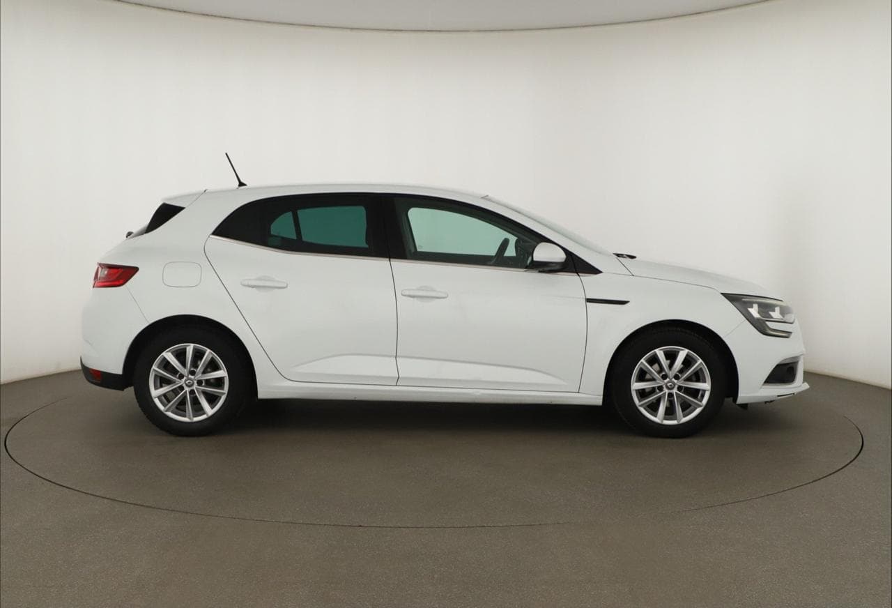 2016 Renault MEGANE - 8