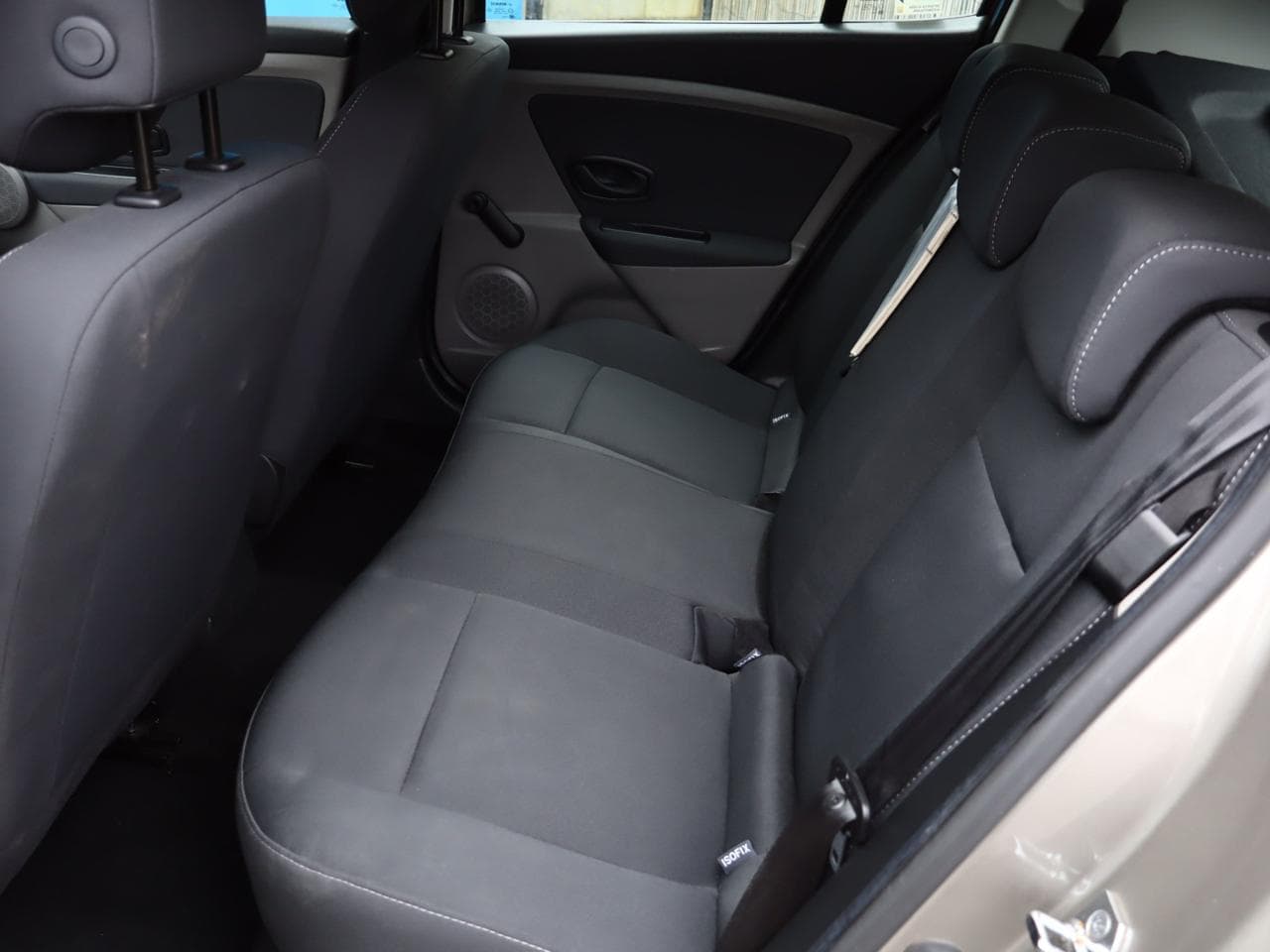 2011 Renault MEGANE - 13