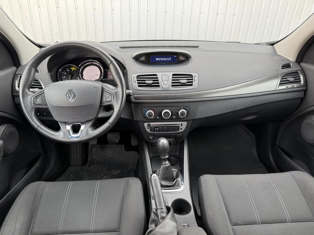 2014 Renault MEGANE - 8