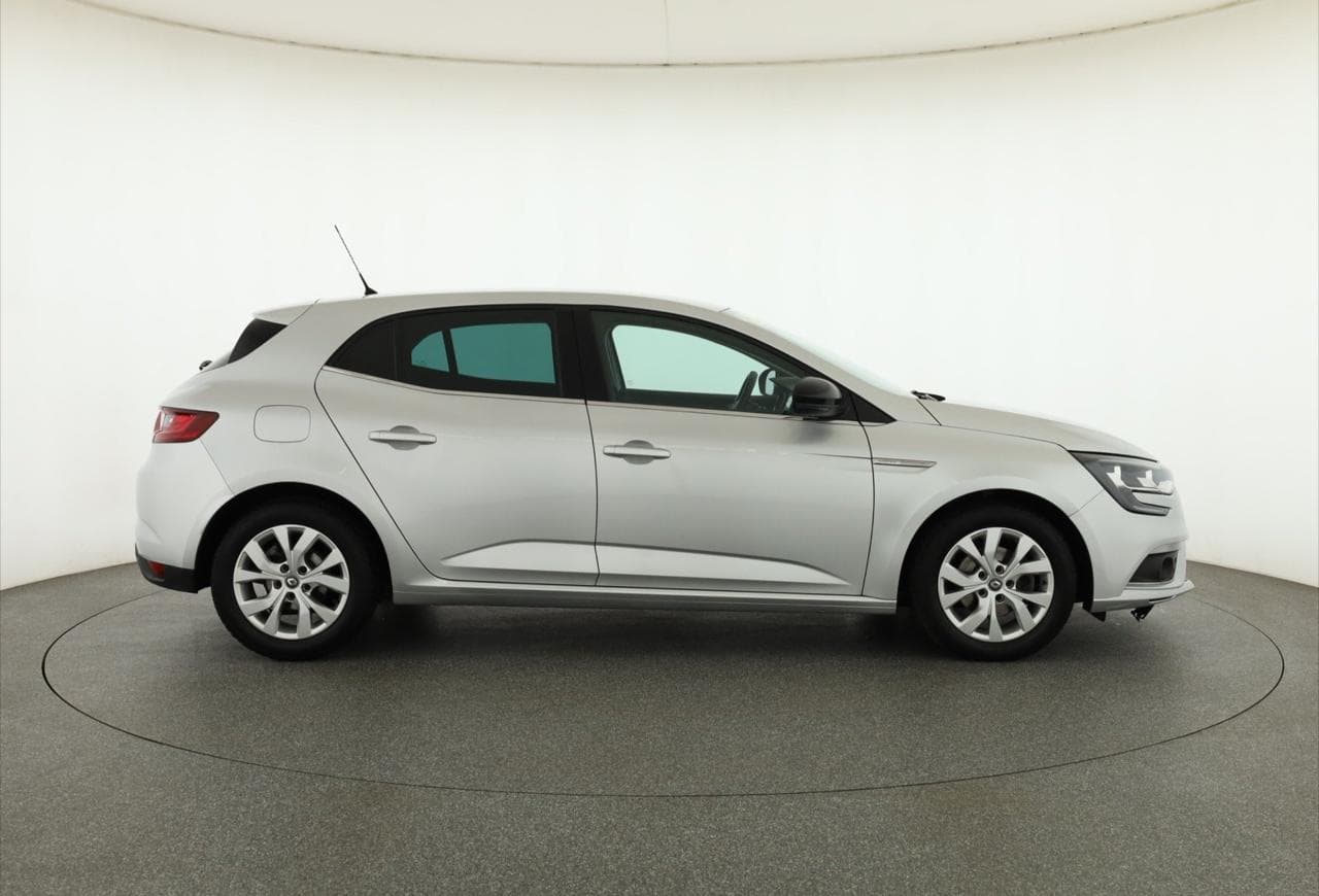 2018 Renault MEGANE - 8