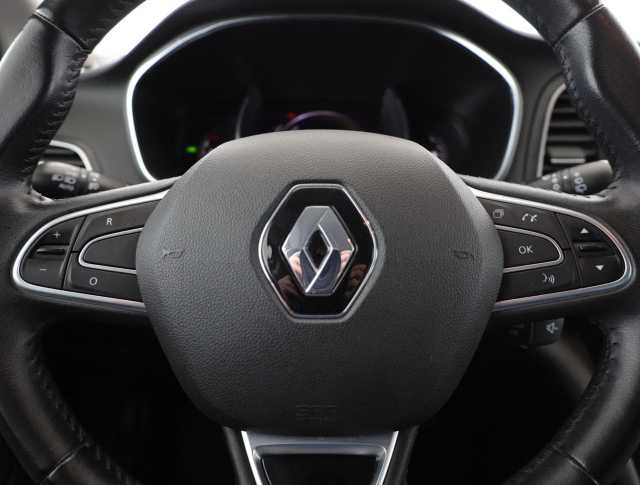 2018 Renault MEGANE - 18