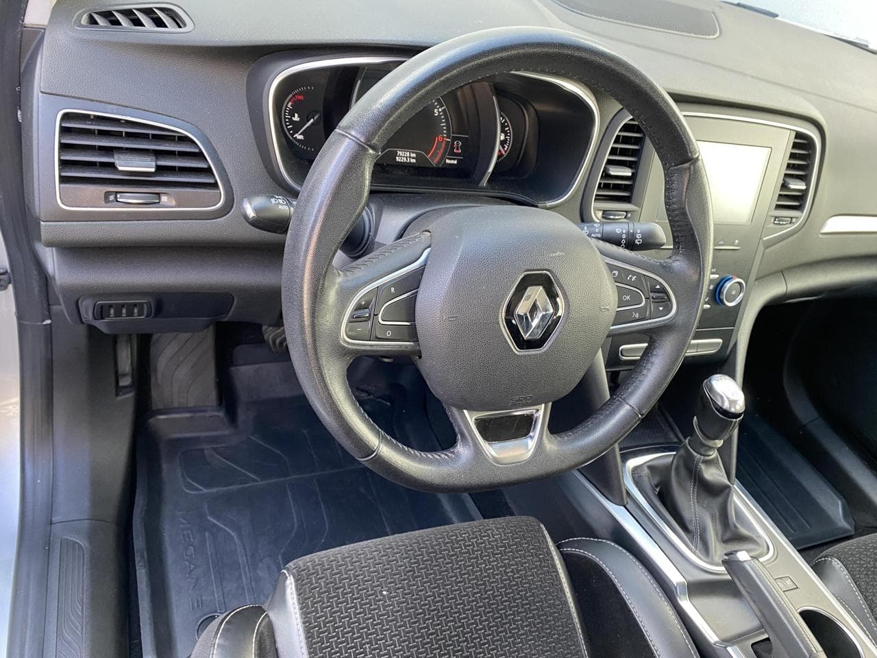 2016 Renault MEGANE - 12