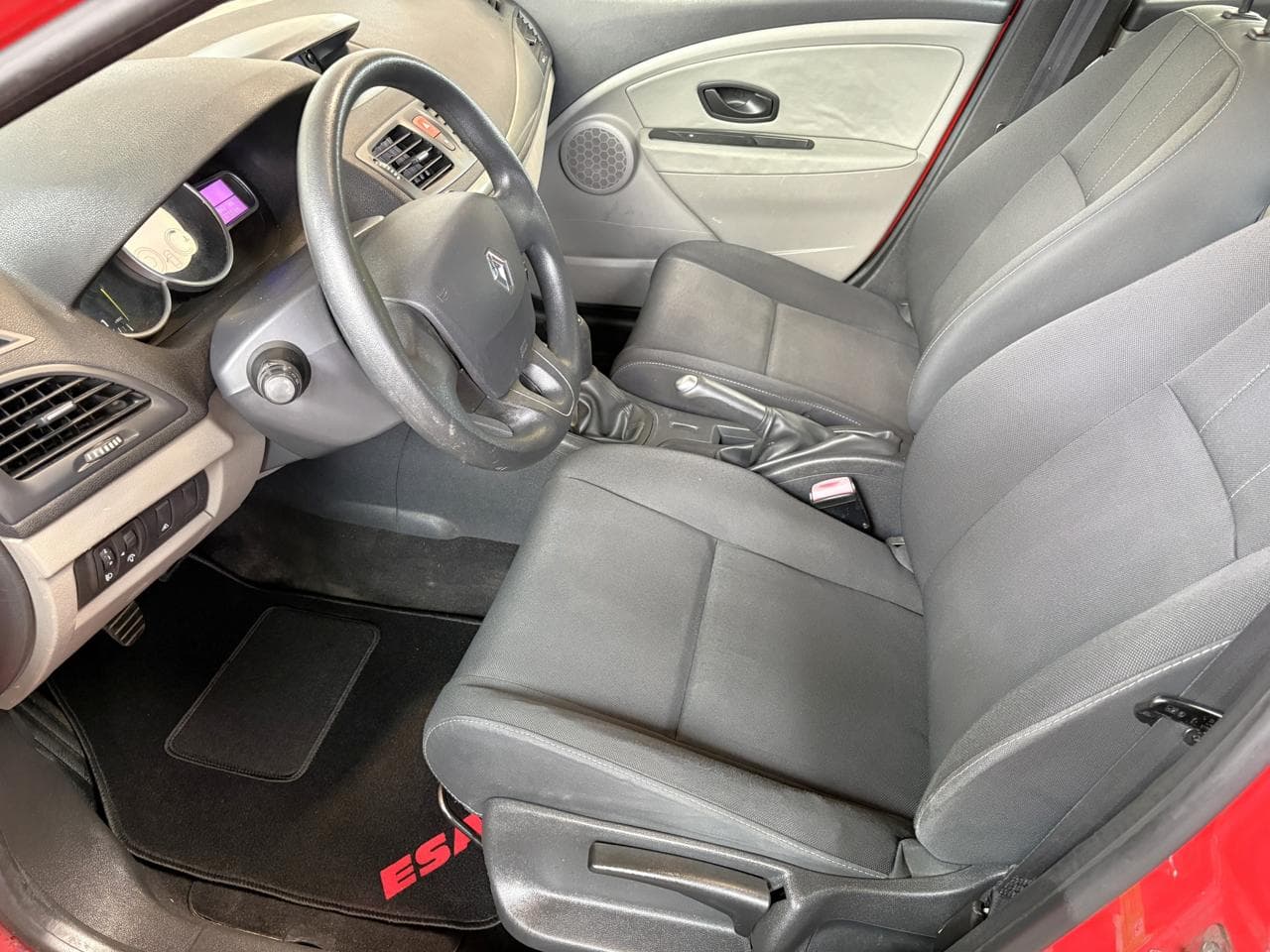2011 Renault MEGANE - 15