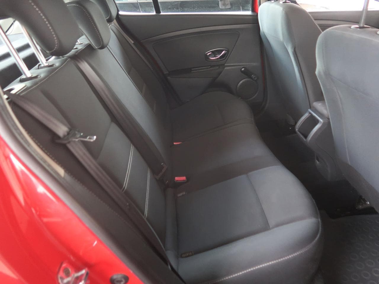 2014 Renault MEGANE - 13