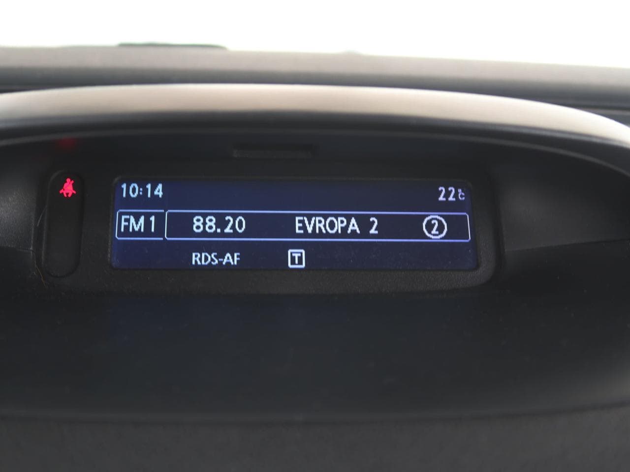 2014 Renault MEGANE - 19