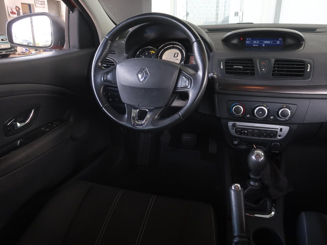 2014 Renault MEGANE - 9