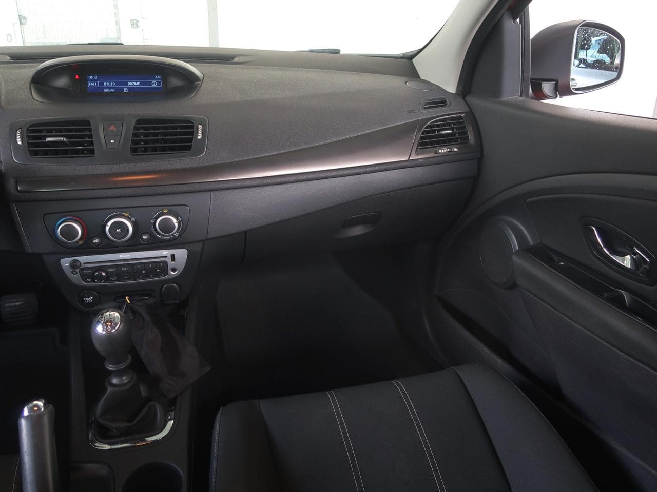 2014 Renault MEGANE - 11