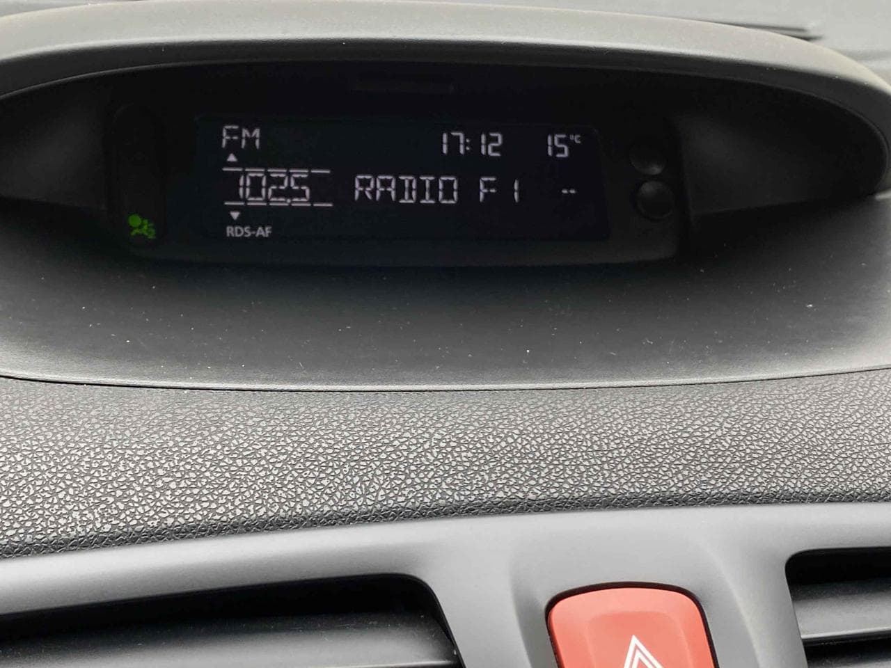 2010 Renault MEGANE - 19