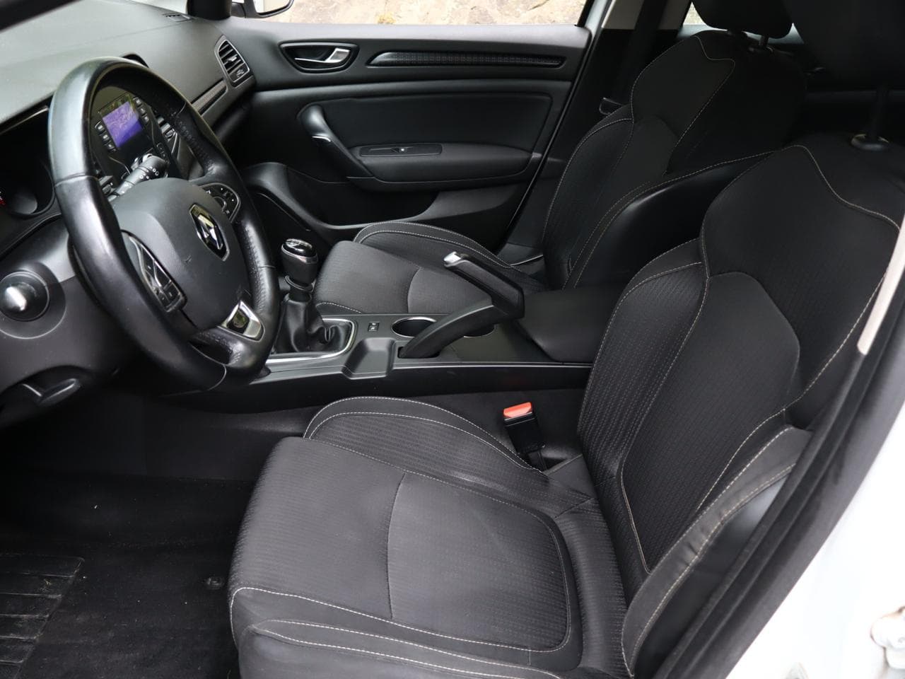 2016 Renault MEGANE - 24