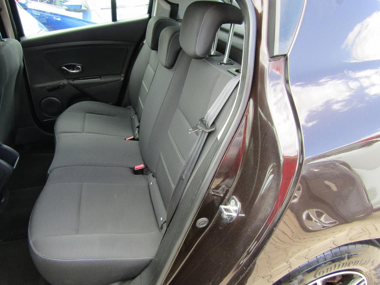 2014 Renault MEGANE - 10