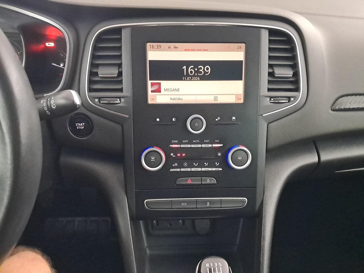2017 Renault MEGANE - 18