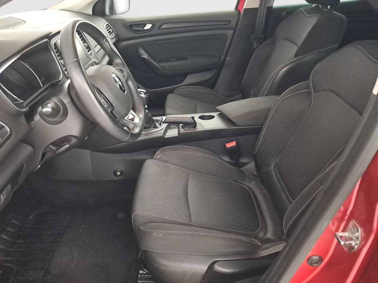 2017 Renault MEGANE - 16