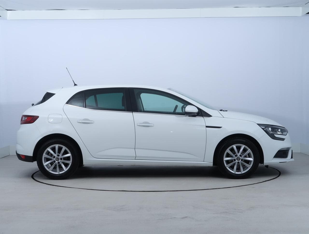 2019 Renault MEGANE - 8