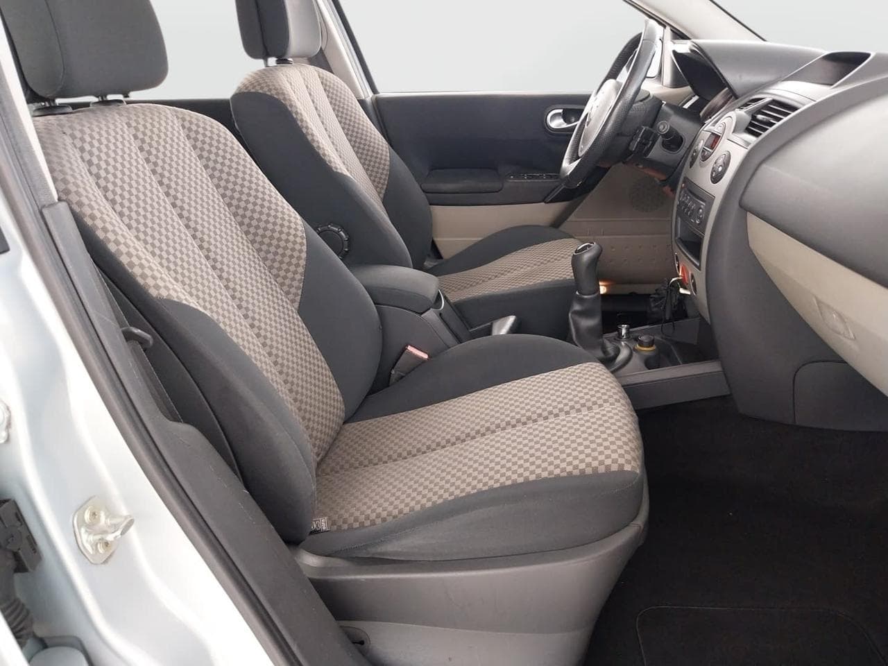 2003 Renault MEGANE - 12